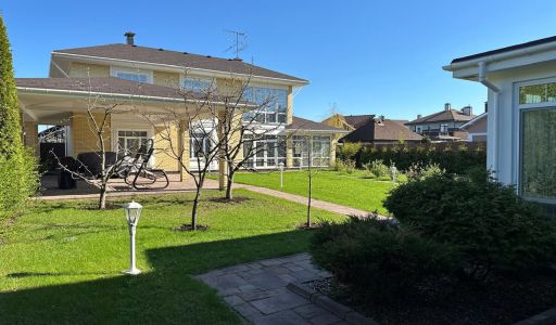 Дом в Лосиноостровских усадьбах